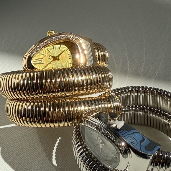 Serpenti Elegant Gold Women's Watch Bracelet Set - Picture 10 of 15